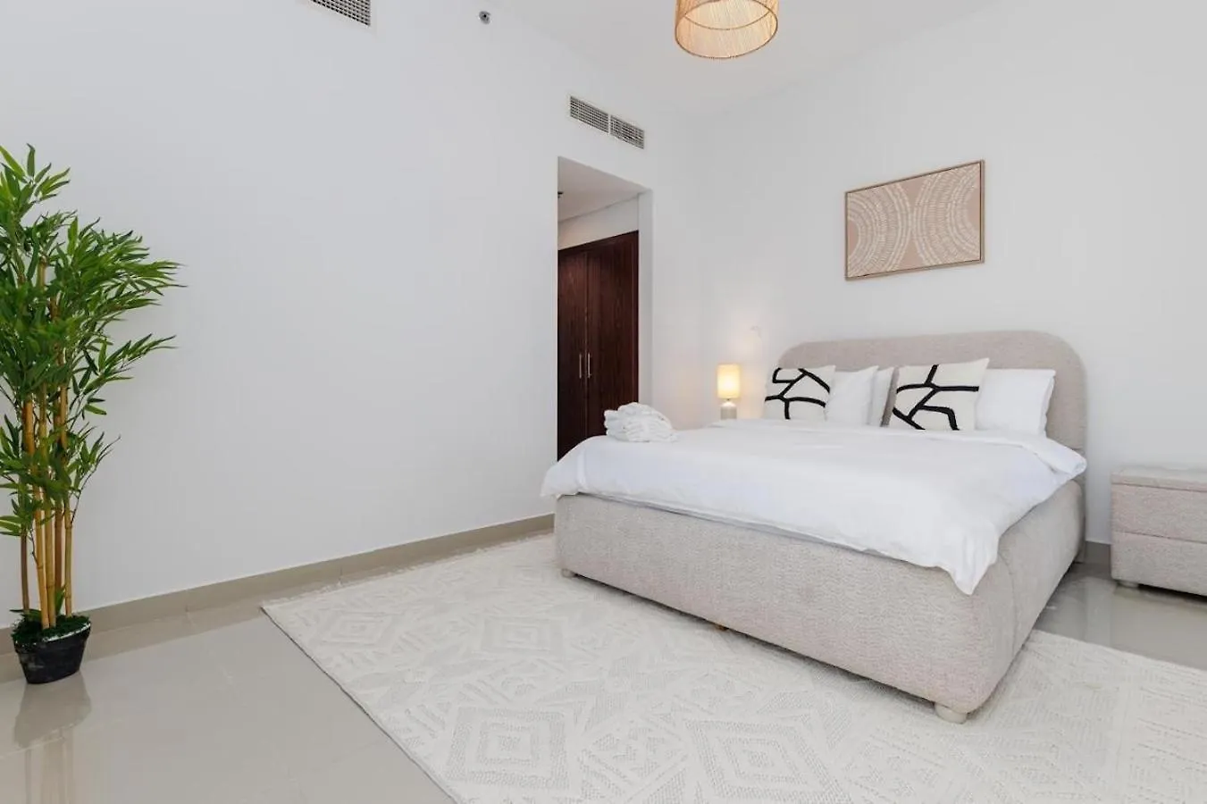 Huge Sky Villa With Panoramic Golf Views 迪拜 公寓